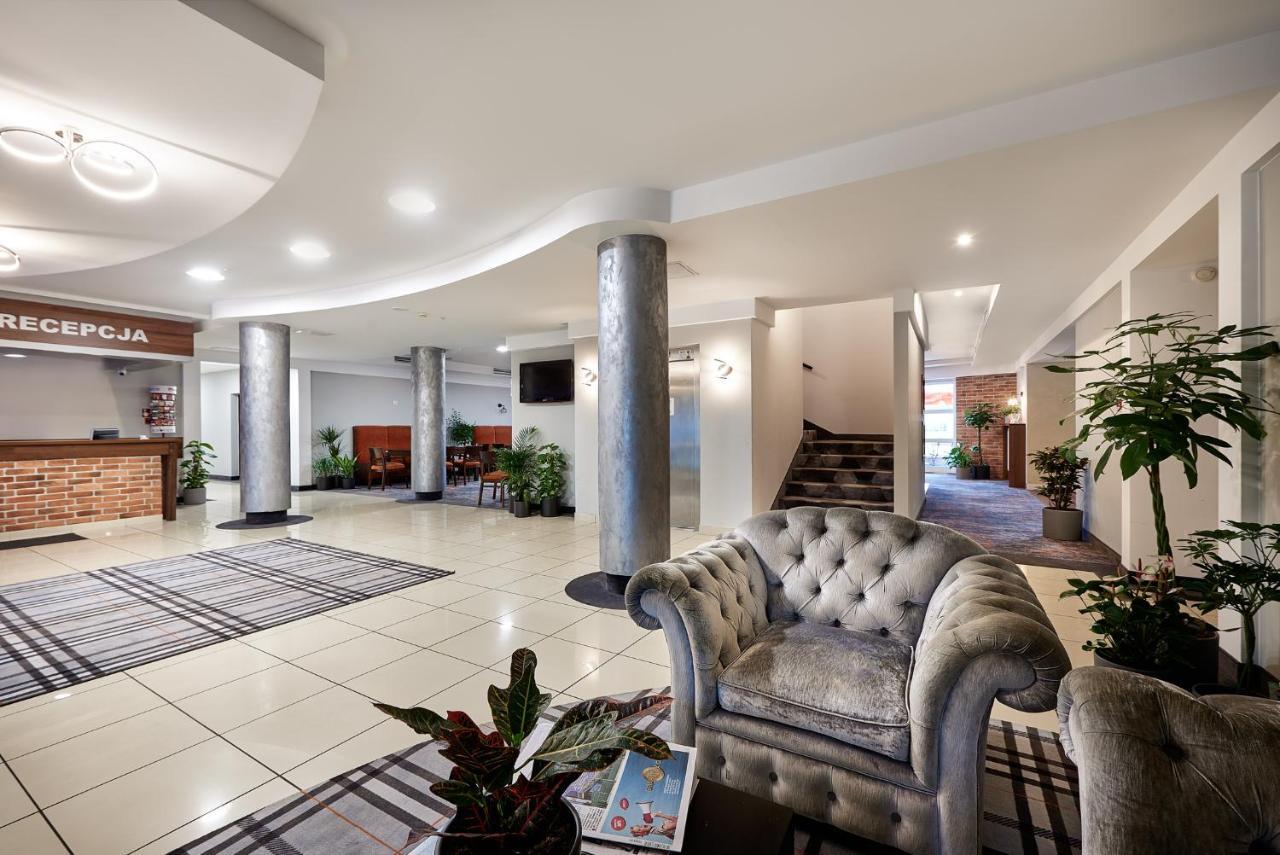 Hotel Anton By Dns Pruszków Dış mekan fotoğraf