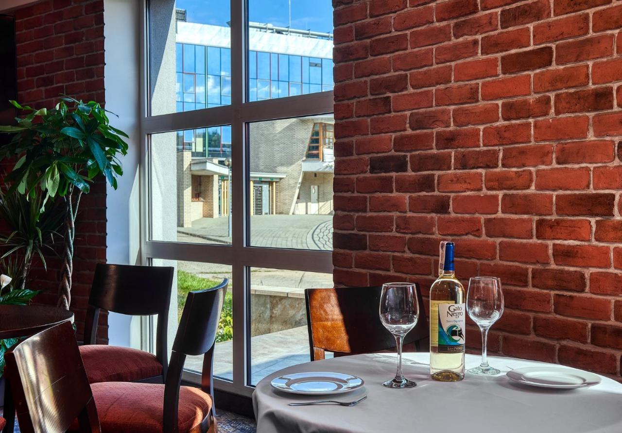 Hotel Anton By Dns Pruszków Dış mekan fotoğraf